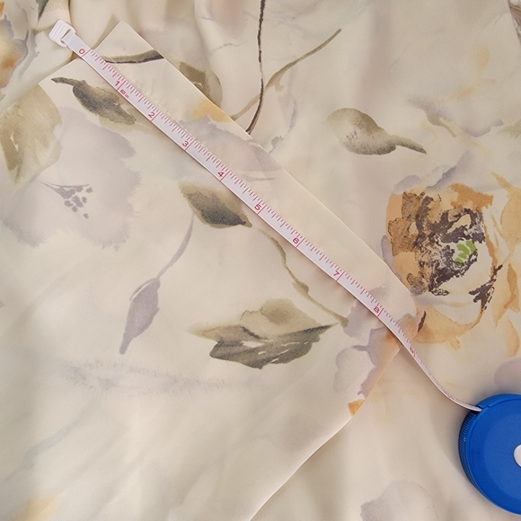 Flowy floral pants - Picture 8 of 9